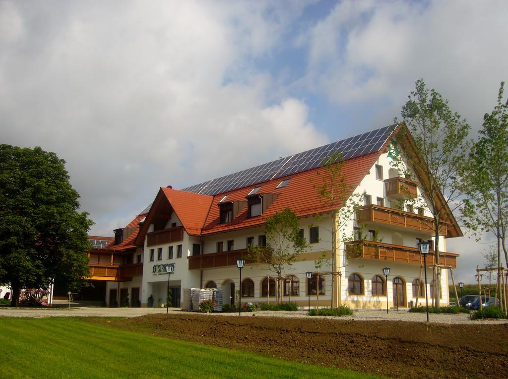 Hotel Strasshof Pfaffenhofen an der Ilm Exterior foto